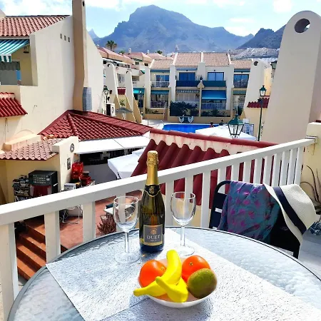 Mareverde Elisa, 1 Bedroom & Wifi Free 別荘